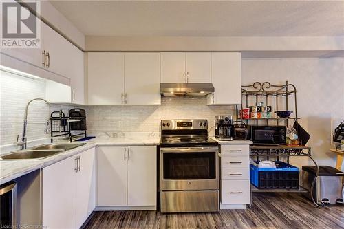 1989 Ottawa Street S Unit# 51, Kitchener, ON - Indoor Photo Showing Kitchen With Double Sink