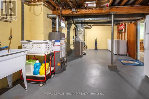 22 Breton Park Crescent, London, ON - Indoor Photo Showing Basement