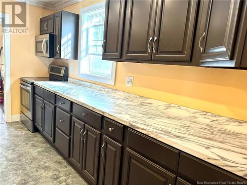 976 Pleasant Drive, Minto, NB - Indoor Photo Showing Kitchen