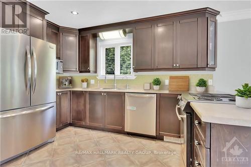 177 Sandra Crescent, Clarence-Rockland, ON - Indoor Photo Showing Kitchen With Stainless Steel Kitchen