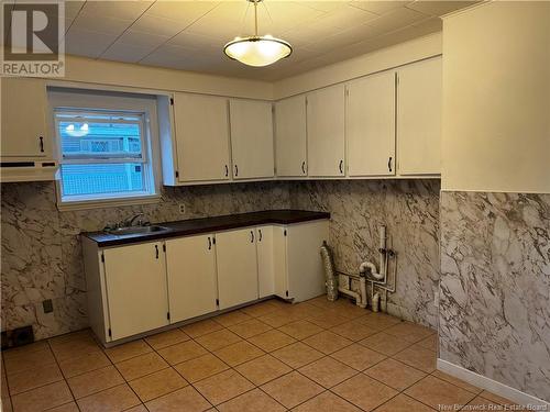 255 St-Francois Street, Edmundston, NB - Indoor Photo Showing Kitchen