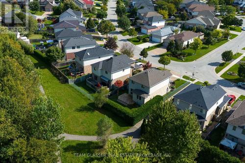 1756 Birchwood Drive, London, ON - Outdoor With View