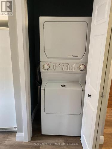 14 Lonsdale Drive, Guelph, ON - Indoor Photo Showing Laundry Room