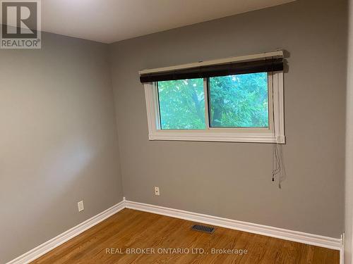 14 Lonsdale Drive, Guelph, ON - Indoor Photo Showing Other Room