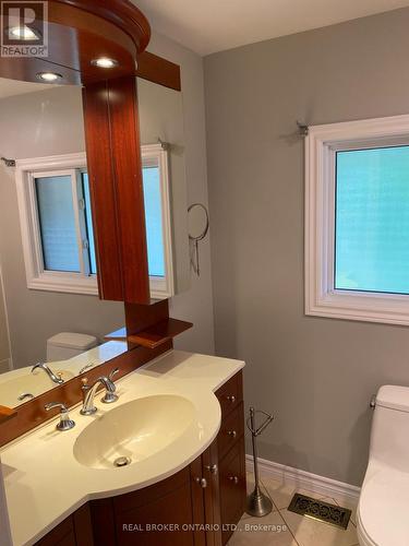 14 Lonsdale Drive, Guelph, ON - Indoor Photo Showing Bathroom