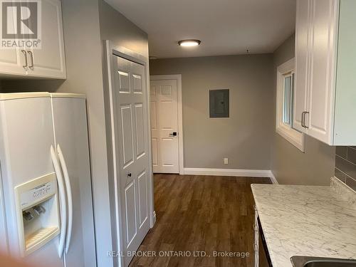 14 Lonsdale Drive, Guelph, ON - Indoor Photo Showing Laundry Room