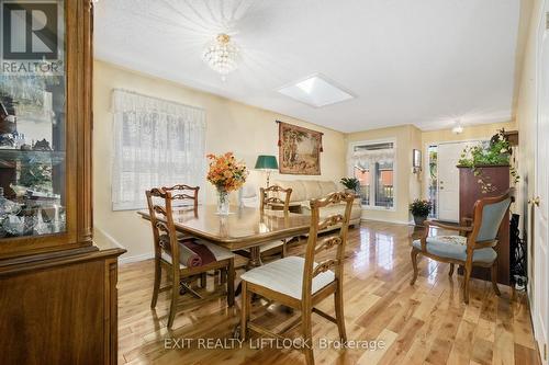 819 Wentworth Street, Peterborough (Monaghan), ON - Indoor Photo Showing Dining Room