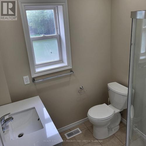 53 Crestwood Road, Vaughan, ON - Indoor Photo Showing Bathroom