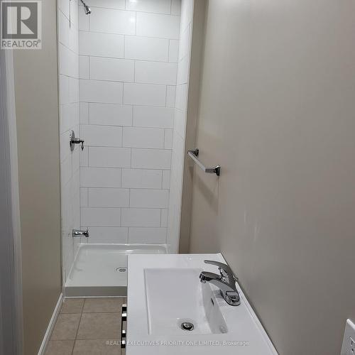 53 Crestwood Road, Vaughan, ON - Indoor Photo Showing Bathroom