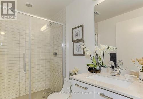 1005 - 9471 Yonge Street, Richmond Hill, ON - Indoor Photo Showing Bathroom