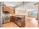 2760 Auburn Road Unit# 102, West Kelowna, BC  - Indoor Photo Showing Kitchen With Double Sink 