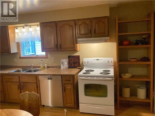 Maximum space kitchen with room for island - 1628 Grant Avenue, Cornwall, ON - Indoor Photo Showing Kitchen With Double Sink