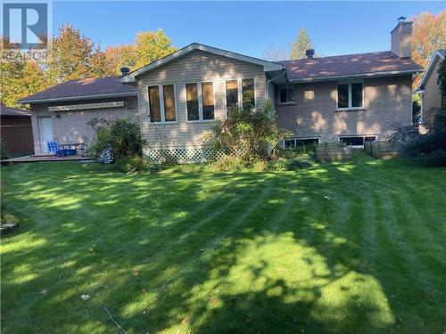 Large treed backyard with many perennials - 1628 Grant Avenue, Cornwall, ON - Outdoor