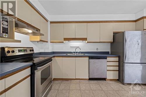 1771 Axminster Court, Ottawa, ON - Indoor Photo Showing Kitchen With Stainless Steel Kitchen With Double Sink