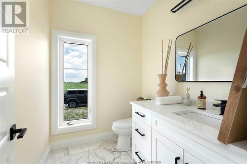 25 Hawthorne Crescent, Tilbury, ON - Indoor Photo Showing Bathroom