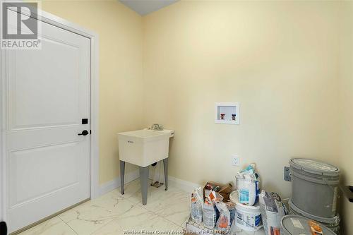 25 Hawthorne Crescent, Tilbury, ON - Indoor Photo Showing Other Room