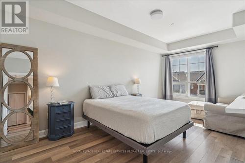 302 - 216 Oak Park Boulevard, Oakville, ON - Indoor Photo Showing Bedroom