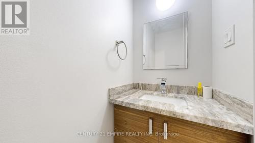 155 - 124 Dusay Place, Toronto, ON - Indoor Photo Showing Bathroom