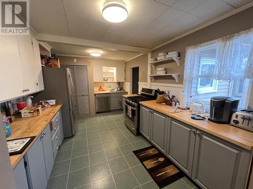 5007 47 Avenue, Pouce Coupe, BC - Indoor Photo Showing Kitchen With Double Sink