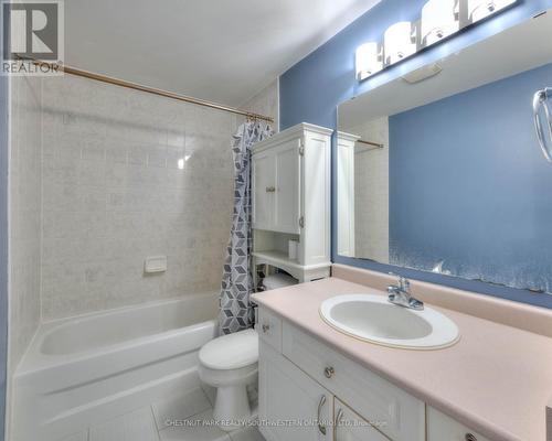 389 Laurel Gate Drive, Waterloo, ON - Indoor Photo Showing Bathroom