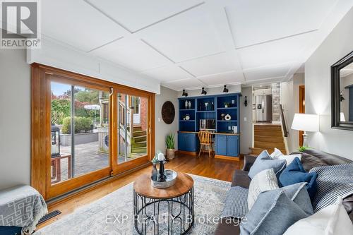 1177 Mohawk Street, Oshawa (Centennial), ON - Indoor Photo Showing Living Room