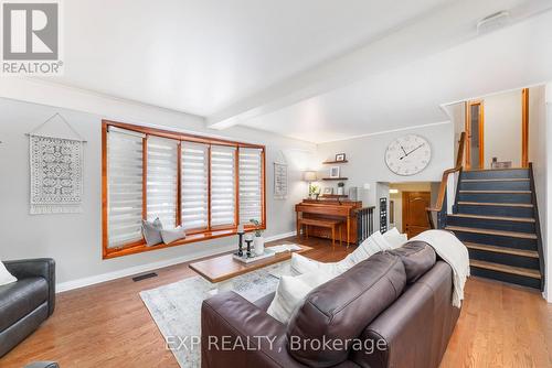 1177 Mohawk Street, Oshawa (Centennial), ON - Indoor Photo Showing Living Room