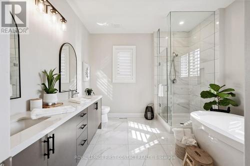 72 Elstone Place, Hamilton, ON - Indoor Photo Showing Bathroom