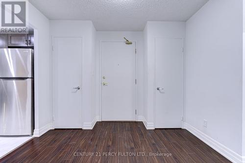 209 - 145 Hillcrest Avenue, Mississauga, ON - Indoor Photo Showing Other Room