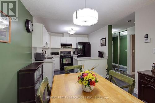 109 - 1275 Cornerbrook Place, Mississauga, ON - Indoor Photo Showing Dining Room