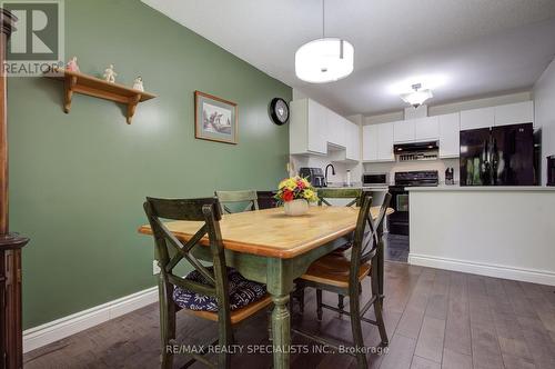 109 - 1275 Cornerbrook Place, Mississauga, ON - Indoor Photo Showing Dining Room