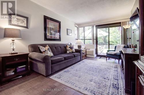 109 - 1275 Cornerbrook Place, Mississauga, ON - Indoor Photo Showing Living Room