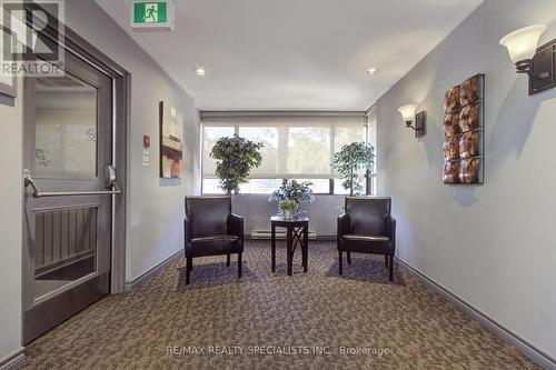 109 - 1275 Cornerbrook Place, Mississauga, ON - Indoor