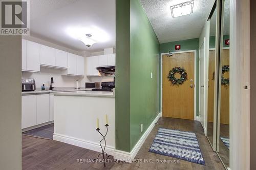 109 - 1275 Cornerbrook Place, Mississauga, ON - Indoor Photo Showing Kitchen