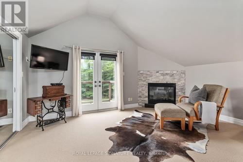 21 Trails End, Collingwood, ON - Indoor Photo Showing Living Room With Fireplace