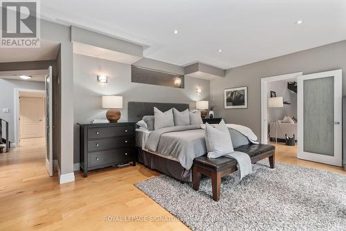 21 Trails End, Collingwood, ON - Indoor Photo Showing Bedroom