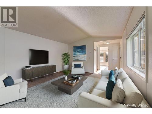 9773 Stephenson  Road Unit# 19, Fernie, BC - Indoor Photo Showing Living Room