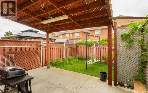 106 Wildberry Crescent, Brampton, ON - Outdoor