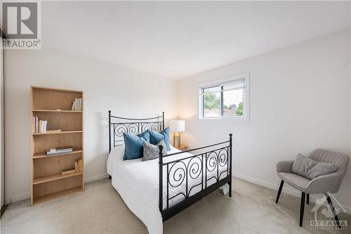 1045 Karsh Drive, Ottawa, ON - Indoor Photo Showing Bedroom