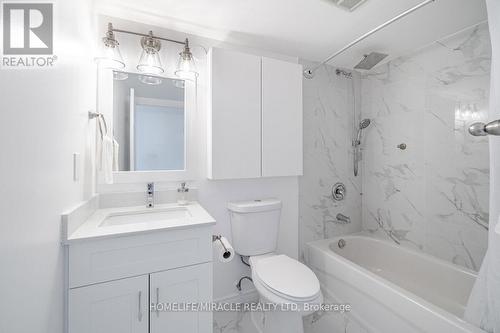 2309 - 30 Malta Avenue, Brampton, ON - Indoor Photo Showing Bathroom