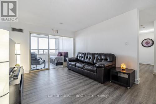 2309 - 30 Malta Avenue, Brampton, ON - Indoor Photo Showing Living Room