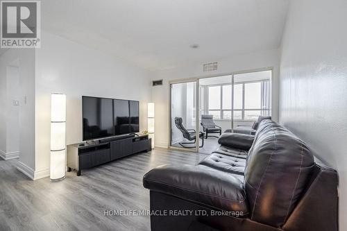 2309 - 30 Malta Avenue, Brampton, ON - Indoor Photo Showing Living Room