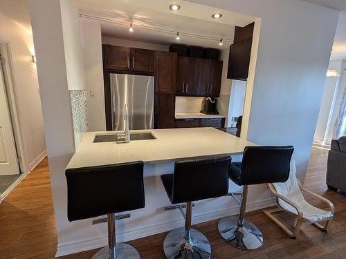 Kitchen - 605-1605 Rue Robert-Charbonneau, Montréal (Ahuntsic-Cartierville), QC - Indoor Photo Showing Kitchen With Double Sink With Upgraded Kitchen