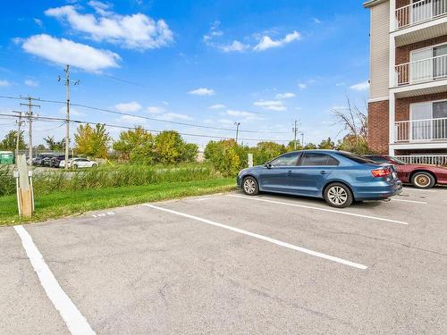 Parking - 105-71 Av. Brown, Vaudreuil-Dorion, QC - Outdoor