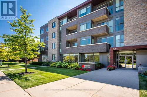 113 - 1284 Guelph Line, Burlington, ON - Outdoor With Facade