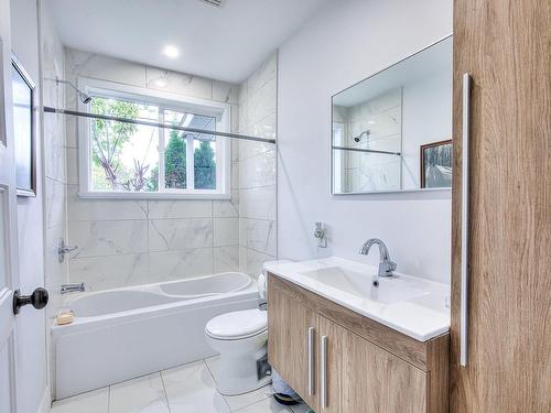 Bathroom - 13537 Rue Turcot, Mirabel, QC - Indoor Photo Showing Bathroom