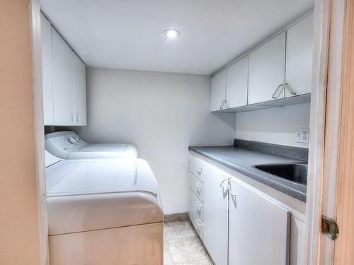 Laundry room - 13537 Rue Turcot, Mirabel, QC - Indoor Photo Showing Laundry Room