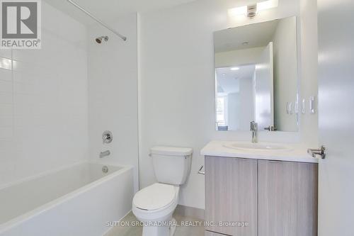 501 - 135 Canon Jackson Drive, Toronto, ON - Indoor Photo Showing Bathroom