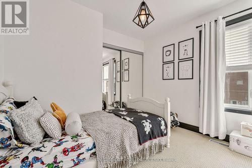 210 - 5 Richgrove Drive, Toronto, ON - Indoor Photo Showing Bedroom