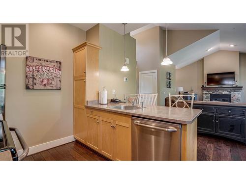 251 Predator Ridge Drive Unit# 36, Vernon, BC - Indoor Photo Showing Kitchen