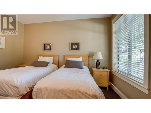 251 Predator Ridge Drive Unit# 36, Vernon, BC - Indoor Photo Showing Bedroom